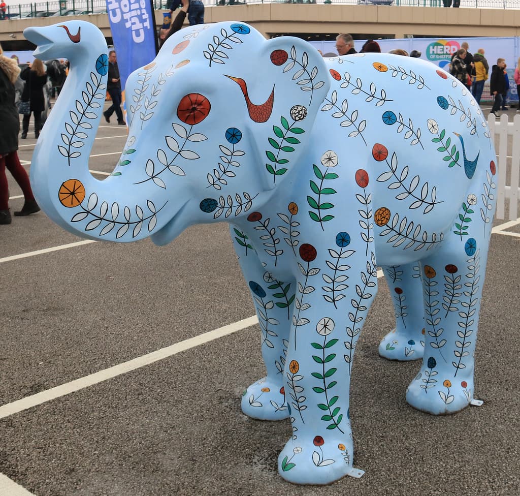 Bundled event flyers and schedules for venue distribution